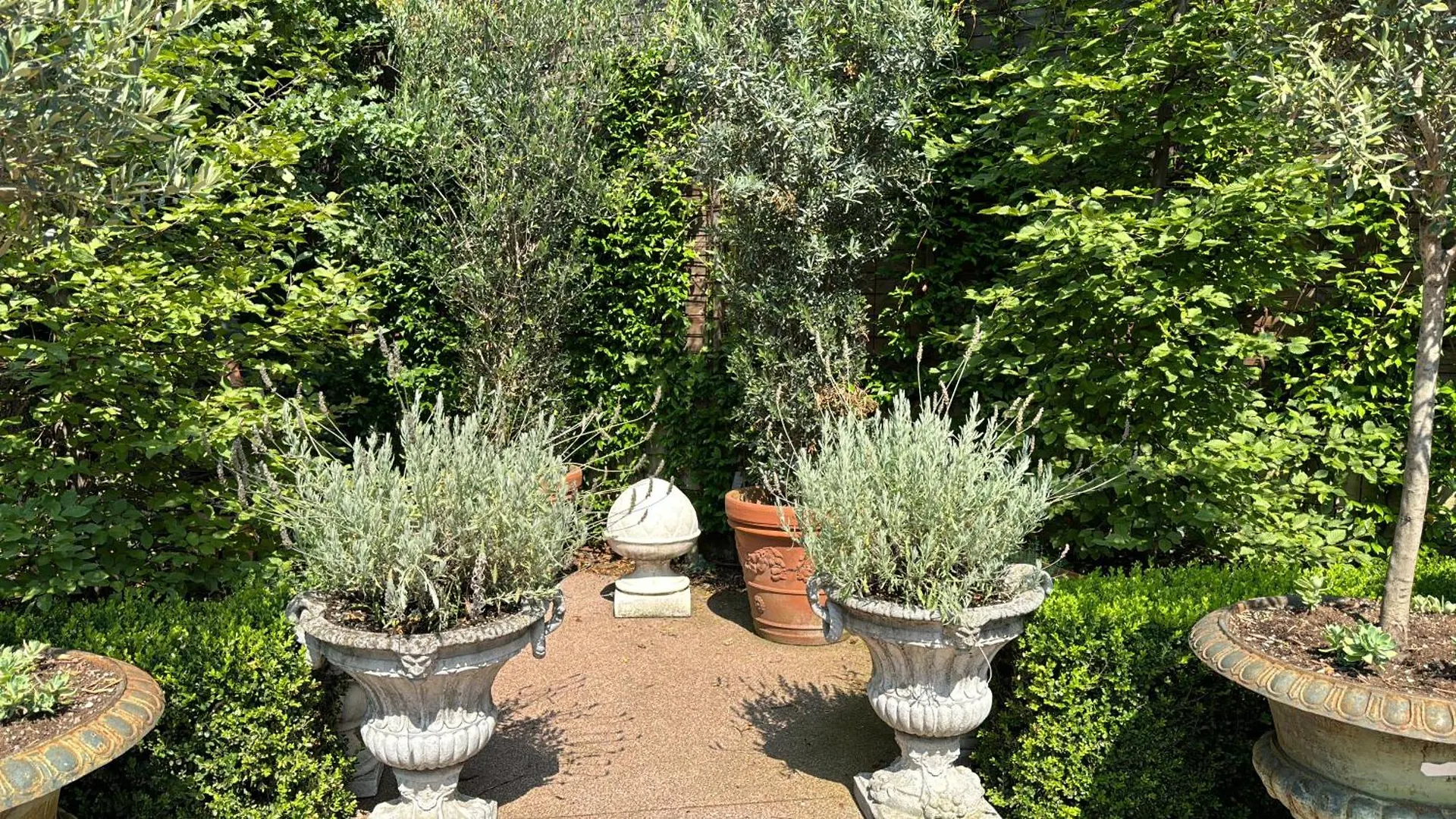 Casa Toma - Luxury Garden House Bed & Breakfast Arzignano 0*,  Italy